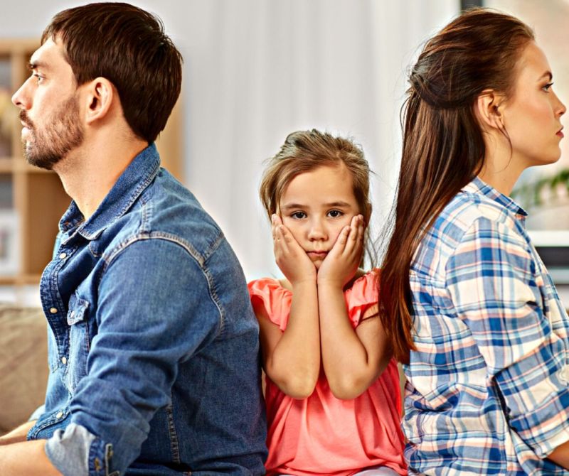 Nu puneti copilul la mijloc